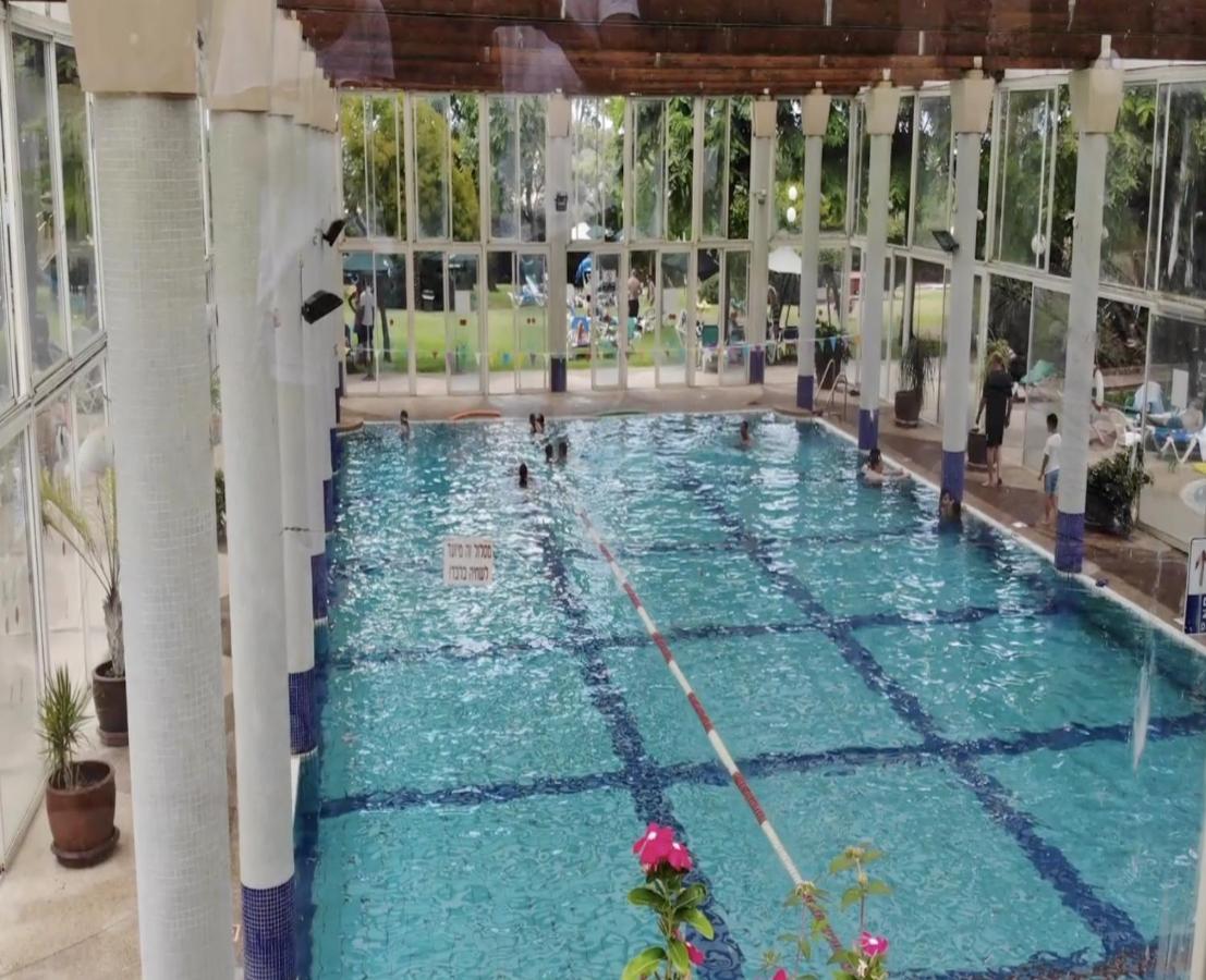 Caesarea Inn Εξωτερικό φωτογραφία